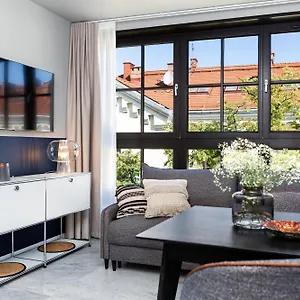 https://h11-apart-hotel.krakowhotelspoland.com