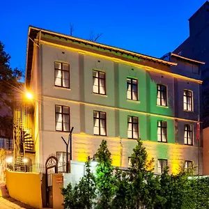 2* Appart hôtel Element Garden
